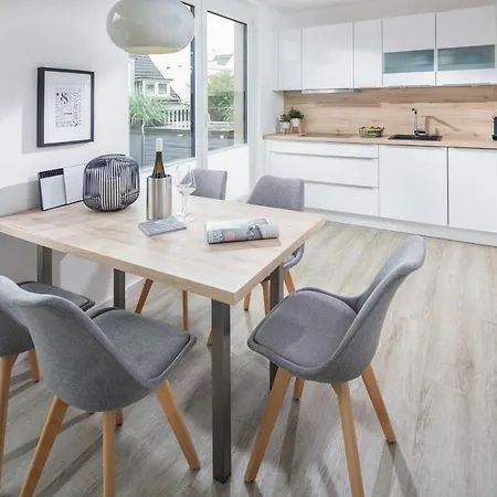 Meersuiten Apartmán *